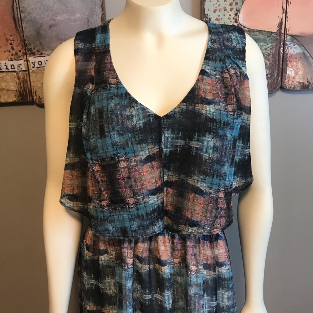 ⭐️3 for $25⭐️ Forever 21 maxi dress - Picture 2 of 6